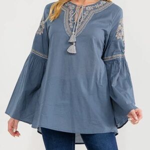 Women’s Long Bell Sleeve Embroidery Detailed Tunic Blouse Color indigo size L